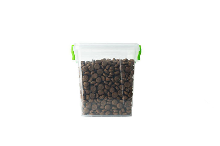 What is the best way to preserve dry dog food